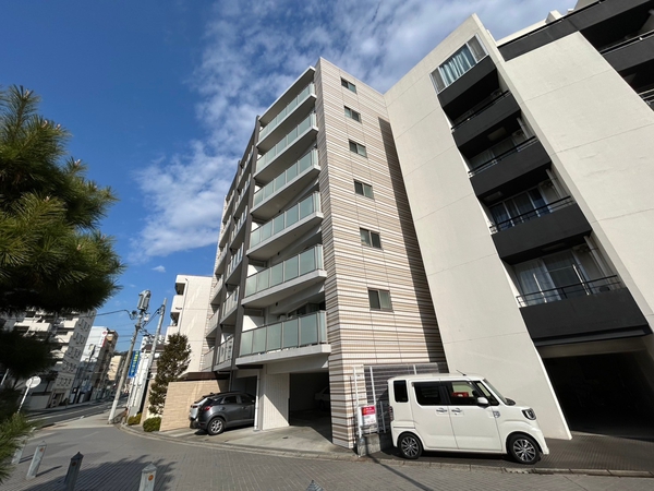 【セルアージュ金沢八景プラージュ】外観