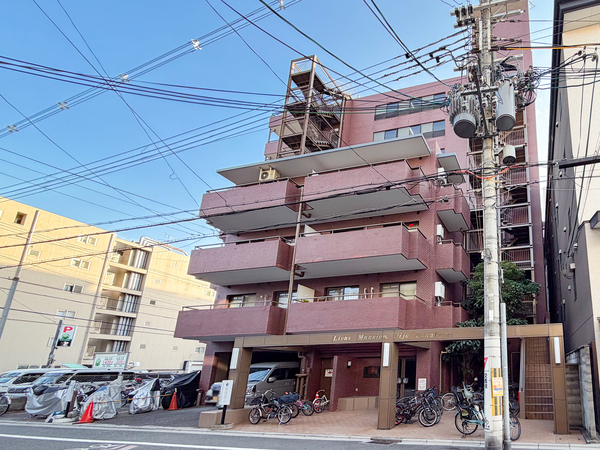 【ライオンズマンション二条高倉】外観