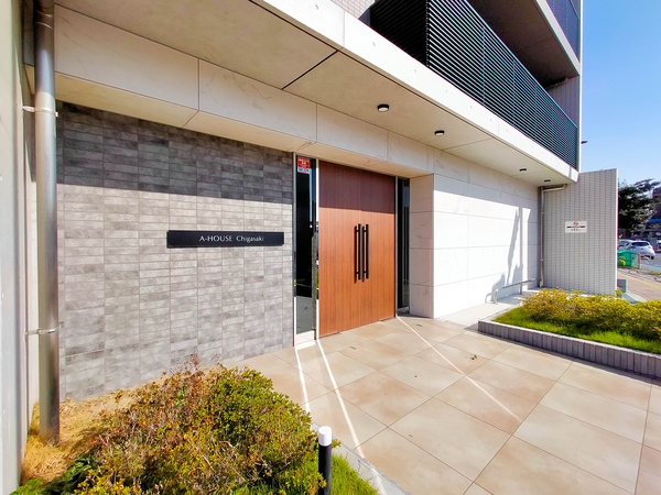 【A-HOUSE茅ヶ崎】エントランス 【A-HOUSE茅ヶ崎】エントランス