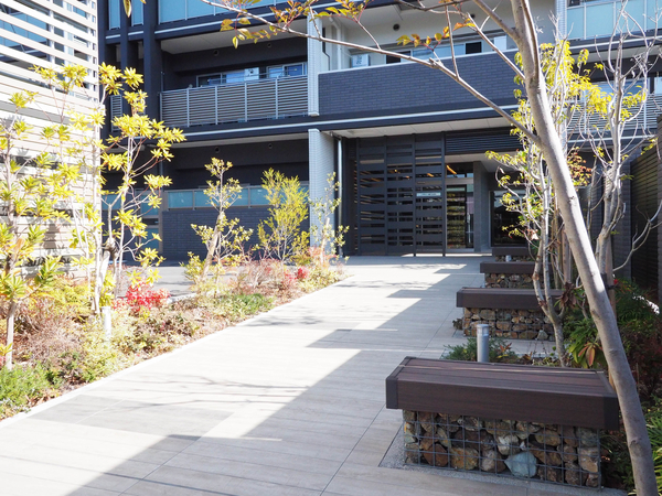 【リコット梅坪】エントランス 【リコット梅坪】エントランス