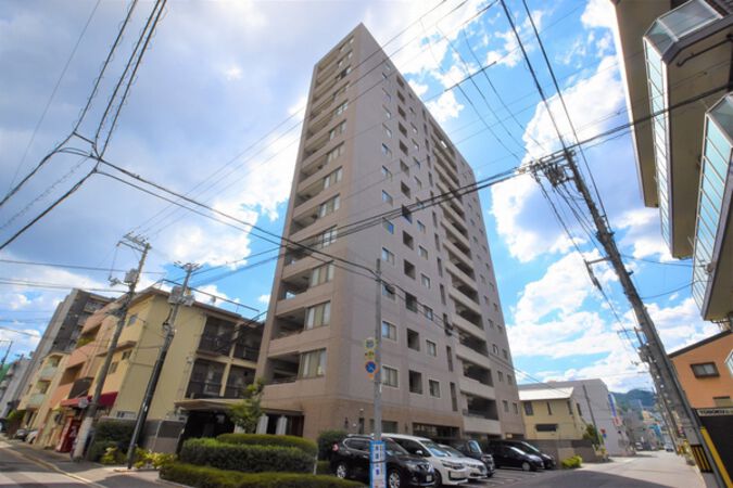 ロイヤルシャトー三篠