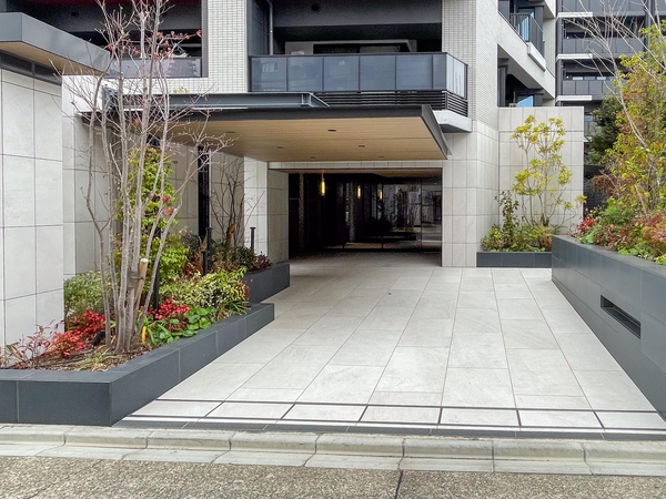 【グランクレア橦木町】エントランス