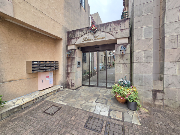 【セボン狛江】エントランス