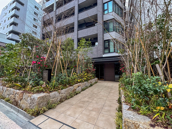 【グランドメゾン大阪上本町】エントランス