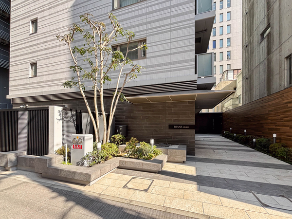 【ブランズ大阪本町】エントランス 【ブランズ大阪本町】エントランス
