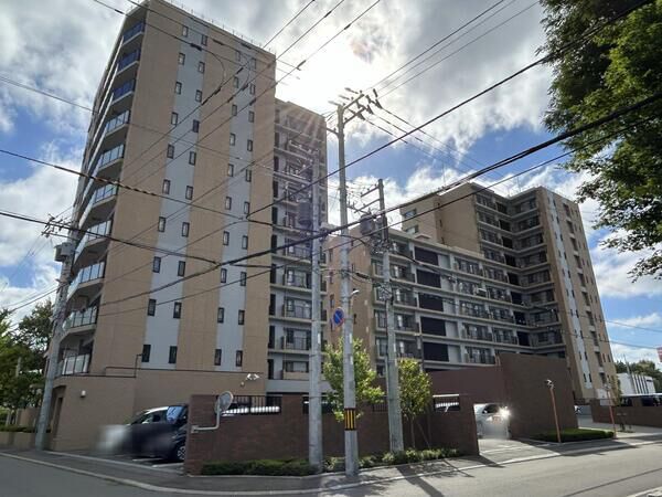 クリオレジダンス南郷緑邸ウエスト