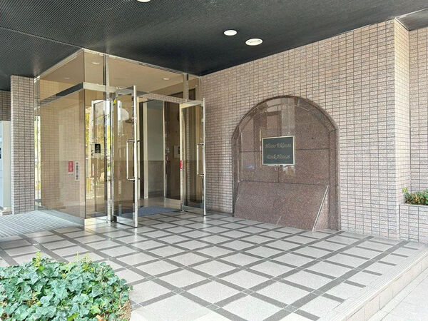 【平尾駅前パークホームズ】エントランス 【平尾駅前パークホームズ】エントランス