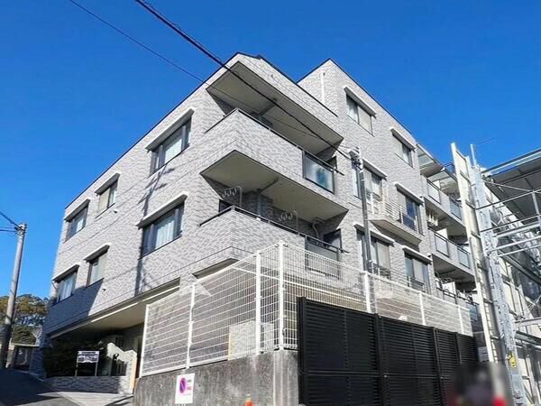 【野毛山公園三和プラザ】外観1