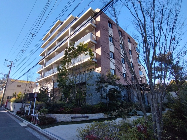【レアシス横濱鴨居】外観