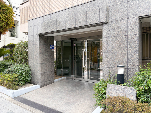 【メゾン豊中本町五丁目】エントランス 【メゾン豊中本町五丁目】エントランス