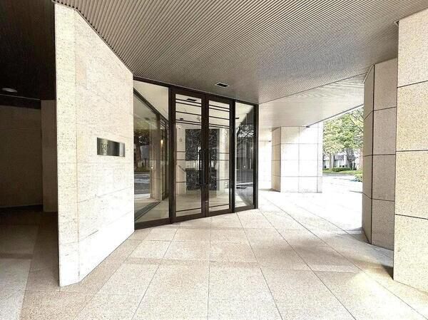 【パークホームズ一番町一丁目】エントランス1 【パークホームズ一番町一丁目】エントランス1