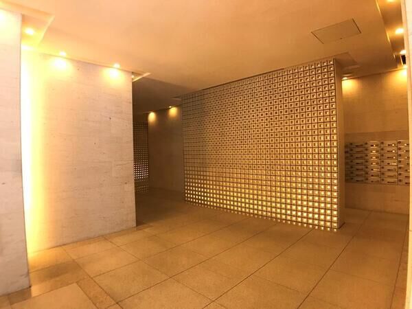 【パークホームズ一番町一丁目】エントランス3