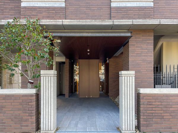 【グランドメゾン御影郡家】エントランス 【グランドメゾン御影郡家】エントランス