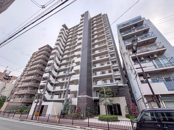 【ブラームス靱公園】外観