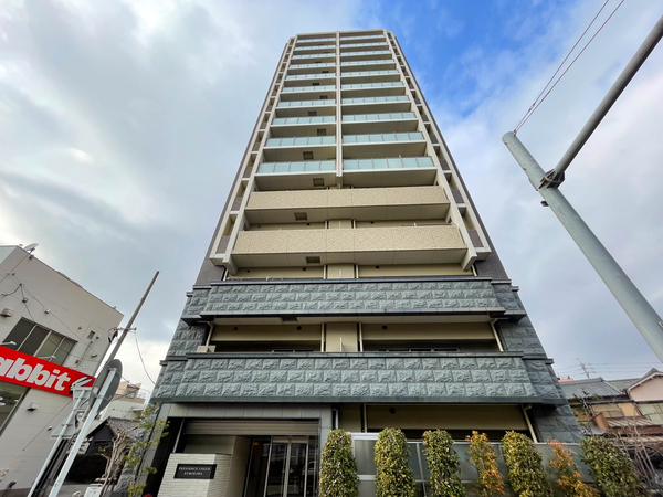 【プレサンスロジェ黒川】外観