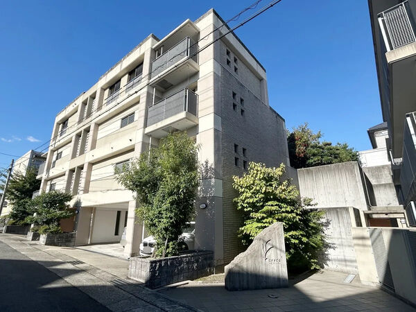 【グレイス本山】外観