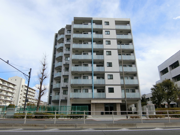 【クアトロノーヴェ梅島】外観