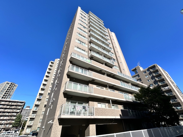 【ヴィラージュラフィーヌ琴似】外観