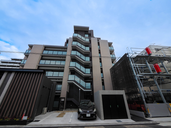 【プラセシオン昭和吹上公園】外観