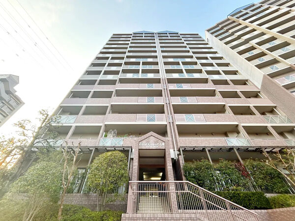 【シンフォニアみなみが丘イーストコート】外観