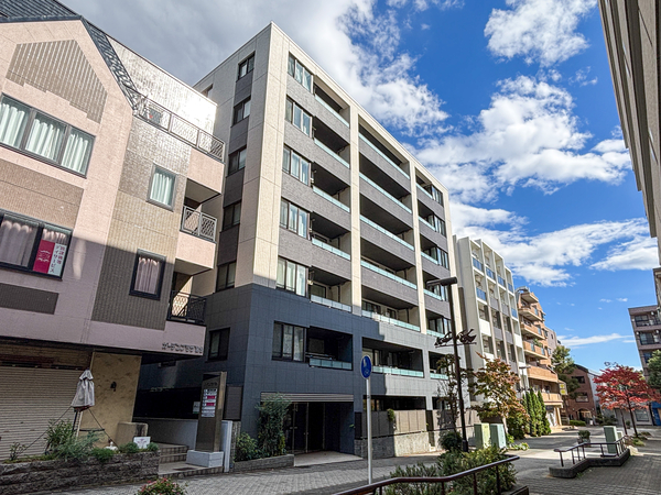 【クオス港北ニュータウンステーションヴィラ】外観