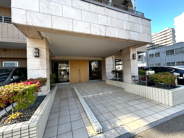 【アルス琴似】エントランス 【アルス琴似】エントランス