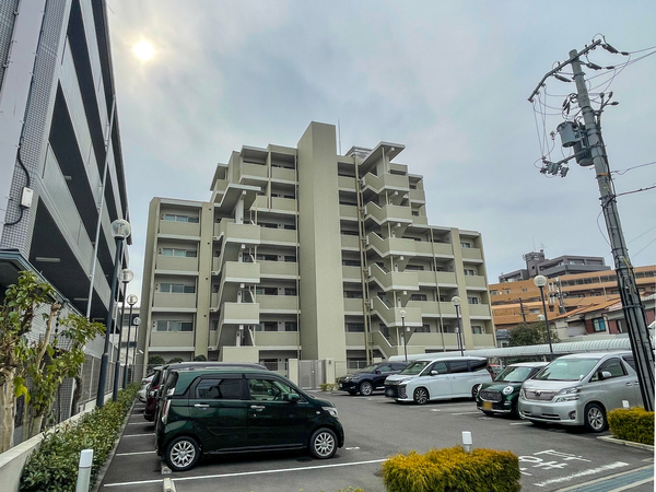 【ユニーブル伊丹】外観 【ユニーブル伊丹】外観