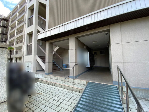 【甲子園第6コーポラス】エントランス 【甲子園第6コーポラス】エントランス