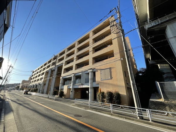 【東急ドエル・横浜ヒルサイドガーデン壱番館】外観