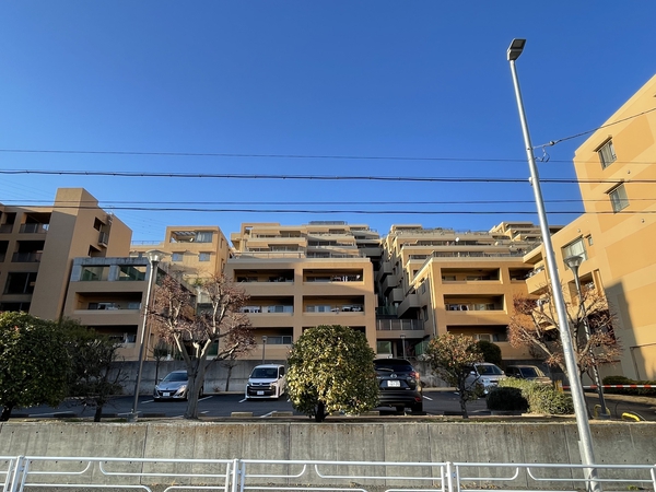 【東急ドエル・横浜ヒルサイドガーデン壱番館】外観