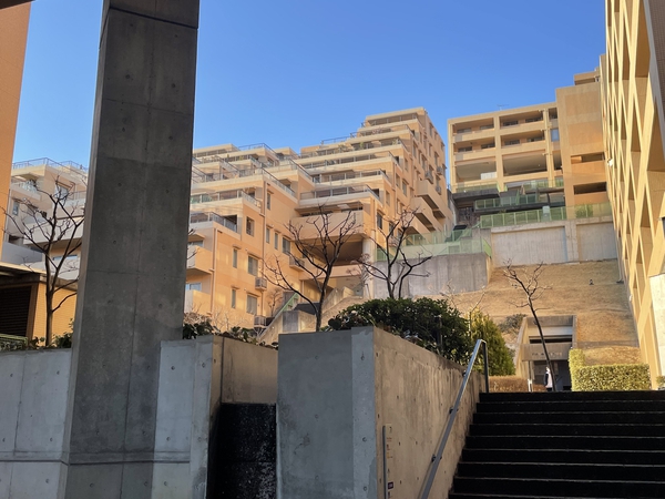 【東急ドエル・横浜ヒルサイドガーデン壱番館】外観