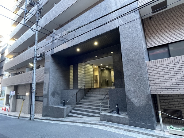 【ステラレジデンス横浜】エントランス
