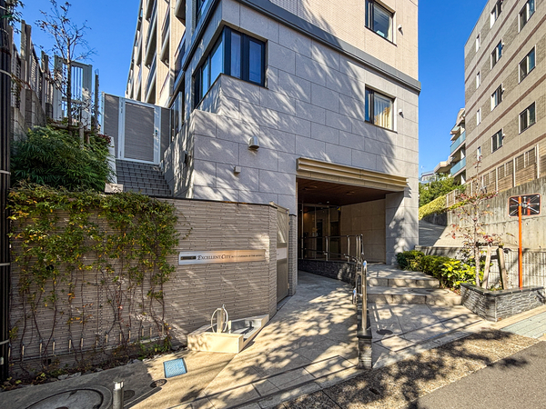 【エクセレントシティ宮前平Ⅱザ・アベニュー】外観