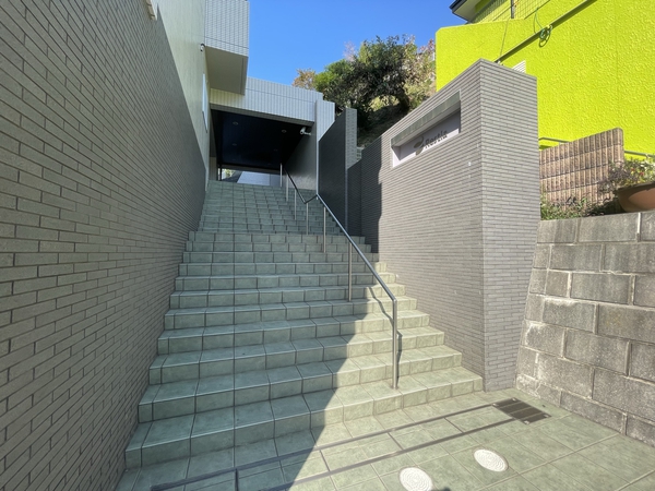 D’レスティア港南台