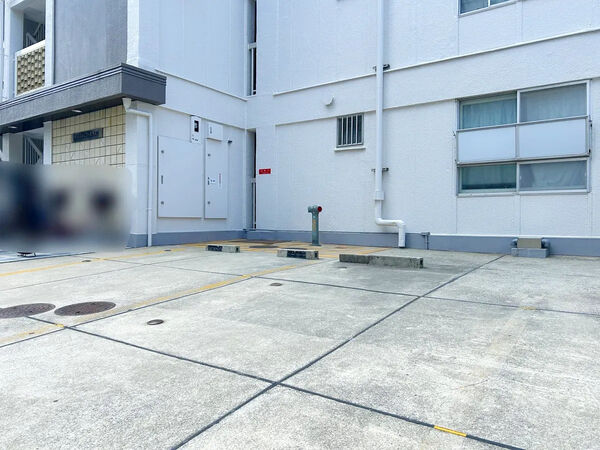 【甲子園第7コーポラス】駐車場 【甲子園第7コーポラス】駐車場