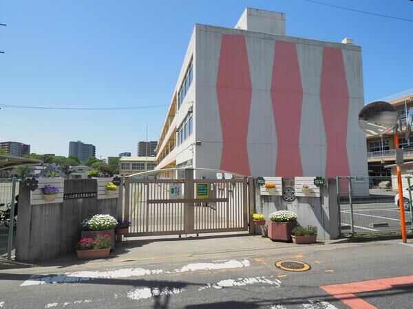 さいたま市立大宮南小学校　約510m