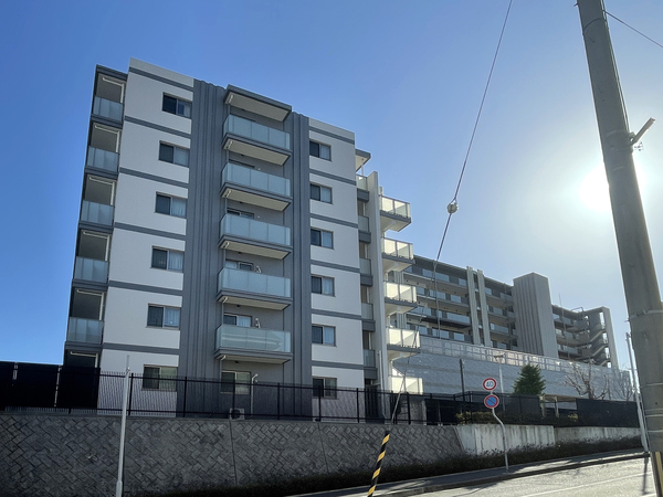 【摩耶シティSTATION AXIS】外観