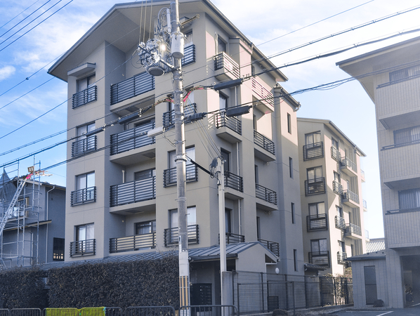 【シンフォニー宝ヶ池】外観