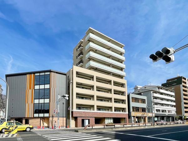 【ワコーレ神戸本山中町el’z】外観