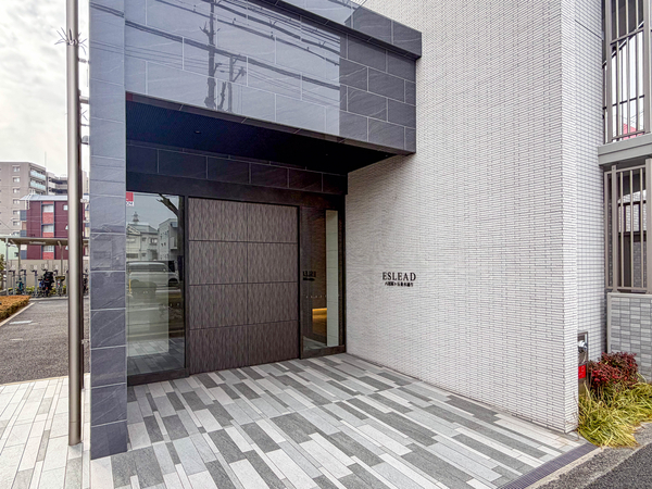【エスリード八尾桜ヶ丘並木通り】エントランス 【エスリード八尾桜ヶ丘並木通り】エントランス