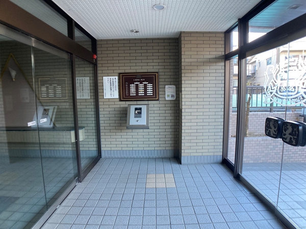 【ライオンズマンション台原一丁目】エントランス 【ライオンズマンション台原一丁目】エントランス