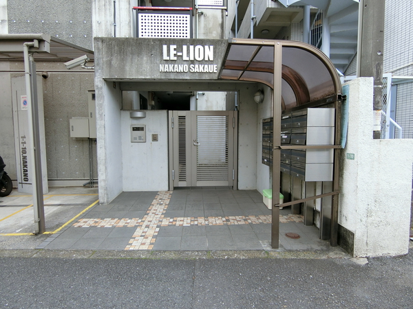 【ルリオン中野坂上】エントランス
