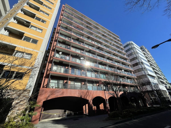 新宿御苑前マンション 2枚目 新宿御苑前マンション