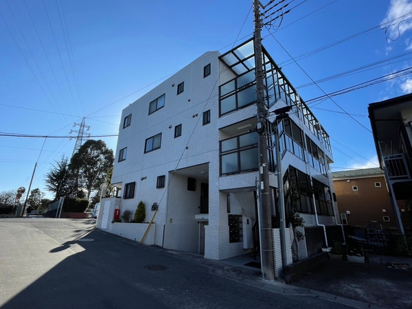 【ファーストクラス鶴ヶ峰】外観