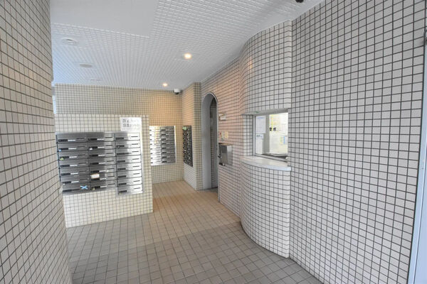 【サニーハイム舟入】エントランス1