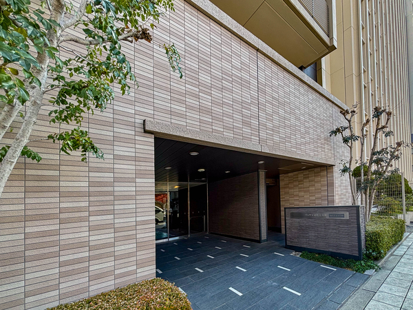 【ウェリス難波宮上町】エントランス