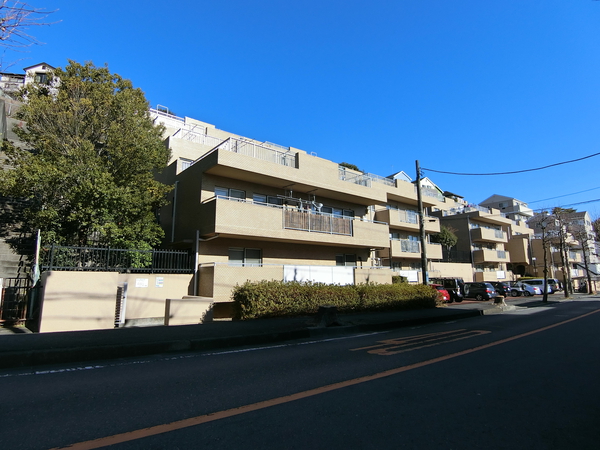 【ガーデンハイツ読売ランド前】外観