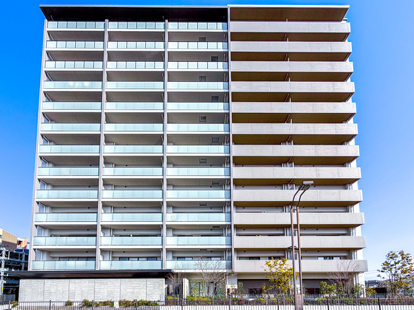 【シャリエ野洲アクアガーデン】外観