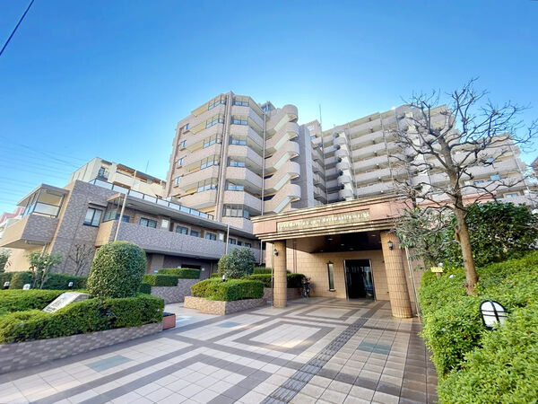 【ライオンズガーデンコート練馬北町】外観