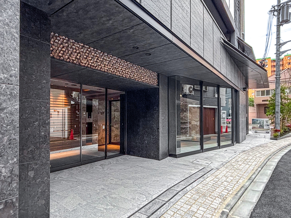 【レーベン京都河原町】エントランス 【レーベン京都河原町】エントランス